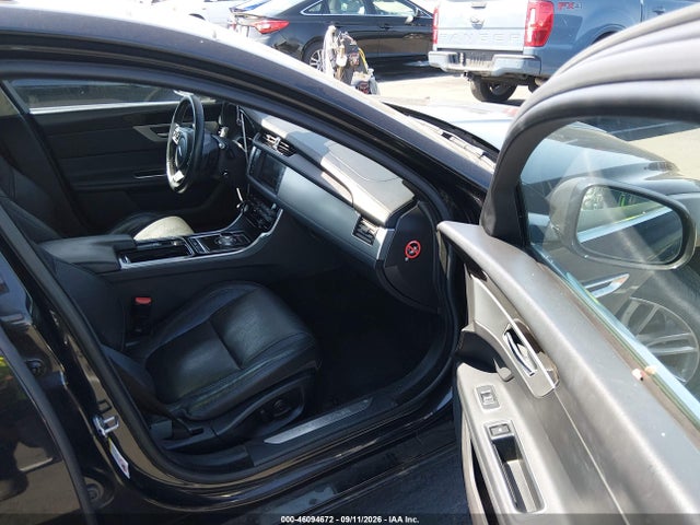 Jaguar Xf 35t Prestige 2016 SAJBE4BV3GCY08928 Image 5