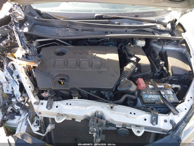 Toyota COROLLA LE 2018 5YFBURHE2JP803577 Image 10