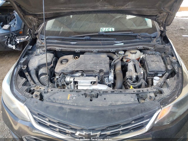 1G1BF5SM5J7243048 Chevrolet Cruze Premier Auto
