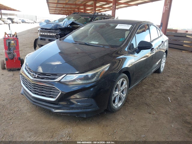 1G1BF5SM5J7243048 Chevrolet Cruze Premier Auto