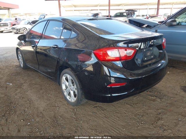1G1BF5SM5J7243048 Chevrolet Cruze Premier Auto