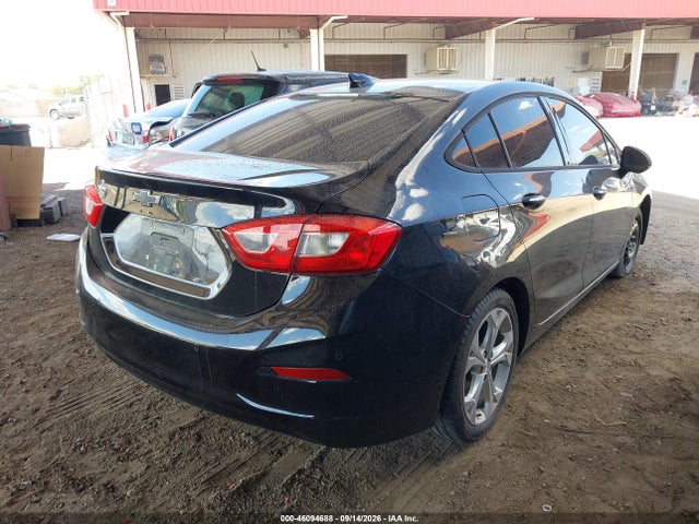 1G1BF5SM5J7243048 Chevrolet Cruze Premier Auto