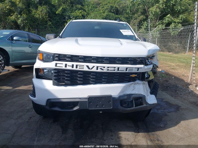 46094707 :رقم المزاد ، 1GCPYBEH7LZ116989 vin ، 2020 Chevrolet Silverado 1500 4wd  Short Bed Custom مزاد بيع