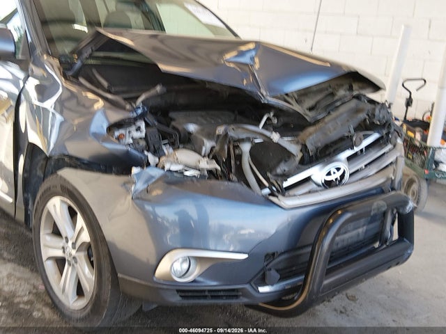 46094725 :رقم المزاد ، 5TDDK3EH7CS172099 vin ، 2012 Toyota Highlander Limited V6 مزاد بيع
