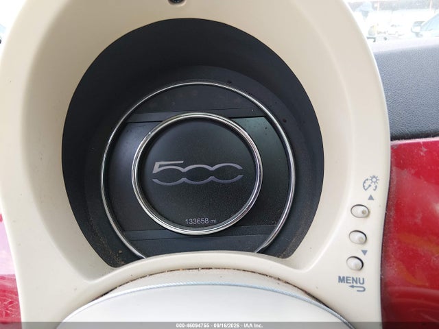 2015 Fiat 500 Lounge მანქანა იყიდება აუქციონზე, vin: 3C3CFFCR3FT504213, აუქციონის ნომერი: 46094755