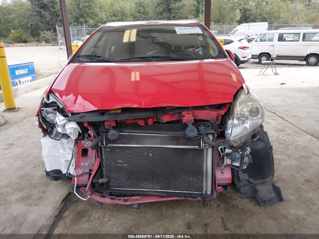 Продажа на аукционе авто 2015 Toyota Prius Persona Series Special Edition, vin: JTDKN3DUXF0398318, номер лота: 46094761