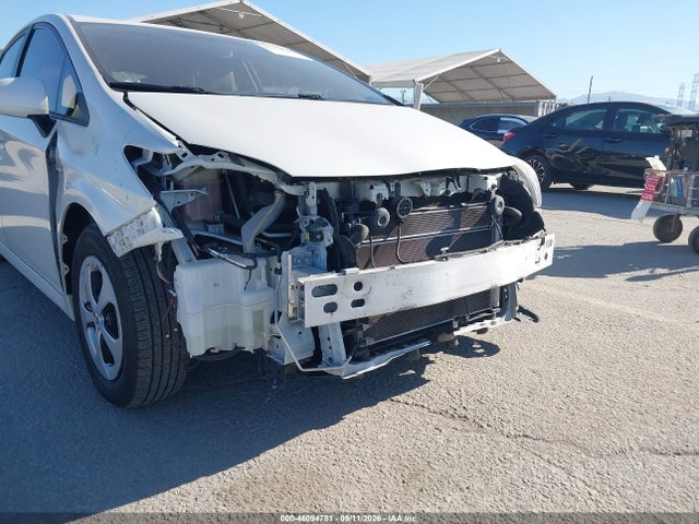 Toyota Prius Two 2015 JTDKN3DU7F0420100 Image 6