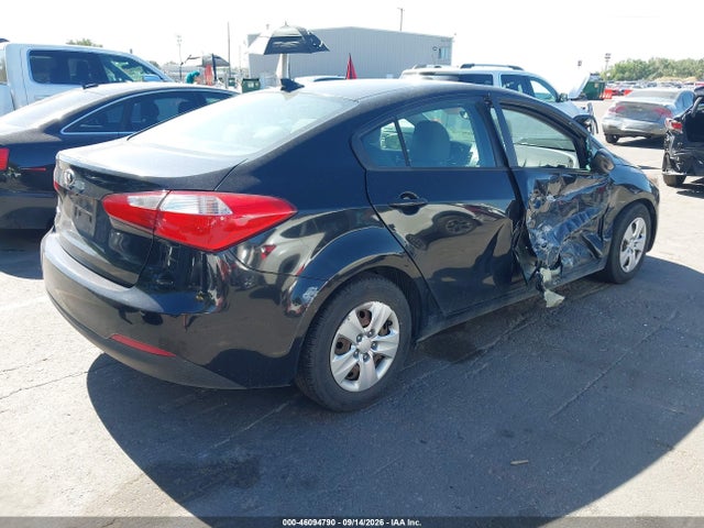 KIA FORTE LX 2015 KNAFK4A62F5425212 Image 4