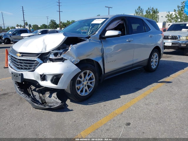 Chevrolet EQUINOX LT 2019 2GNAXKEV2K6224940 Image 2