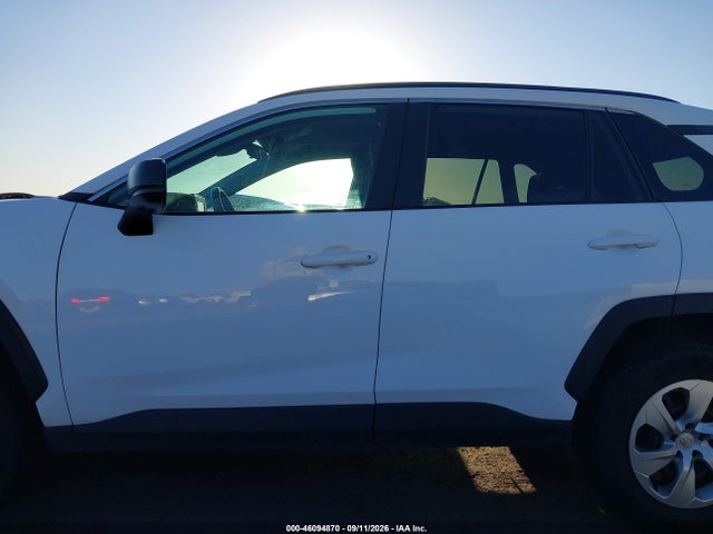 Toyota RAV4 LE 2020 2T3F1RFV1LC121040 Image 14