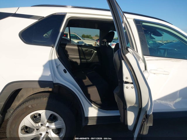 Toyota RAV4 LE 2020 2T3F1RFV1LC121040 Image 8