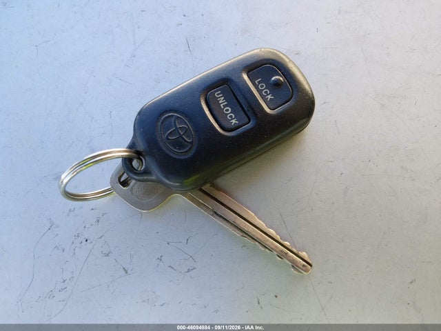 2003 Toyota Corolla S მანქანა იყიდება აუქციონზე, vin: 1NXBR32EX3Z161151, აუქციონის ნომერი: 46094884