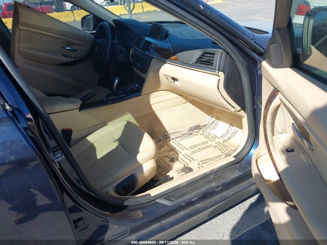 WBA3C3G50FNT53371 BMW 320i Xdrive
