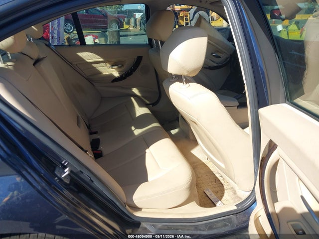 WBA3C3G50FNT53371 BMW 320i Xdrive