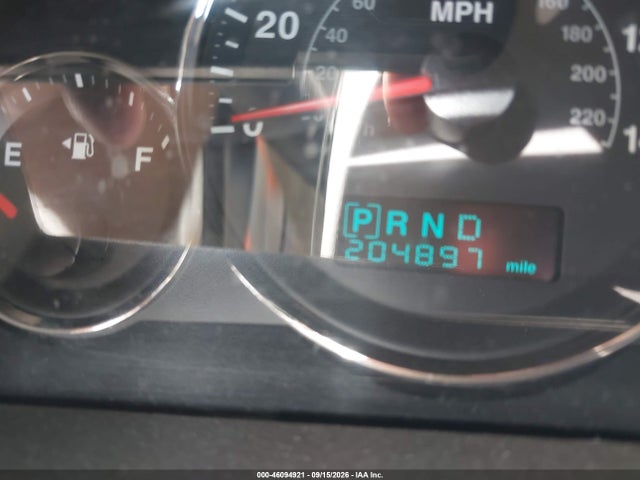 2005 Jeep Grand Cherokee Limited მანქანა იყიდება აუქციონზე, vin: 1J8HR582X5C660573, აუქციონის ნომერი: 46094921