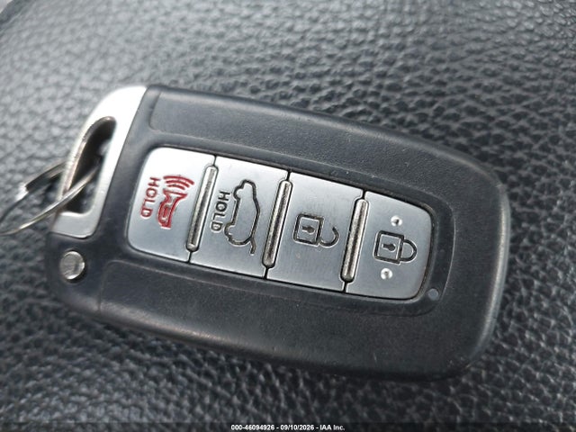 Продажа на аукционе авто 2016 Hyundai Veloster Turbo, vin: KMHTC6AE8GU276281, номер лота: 46094926