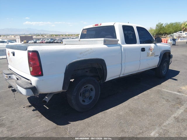 46094940 :رقم المزاد ، 1GCHC29UX6E110142 vin ، 2006 Chevrolet Silverado 2500hd Work Truck مزاد بيع