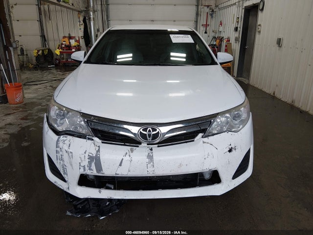 46094960 :رقم المزاد ، 4T1BF1FKXEU386024 vin ، 2014 Toyota Camry Le مزاد بيع
