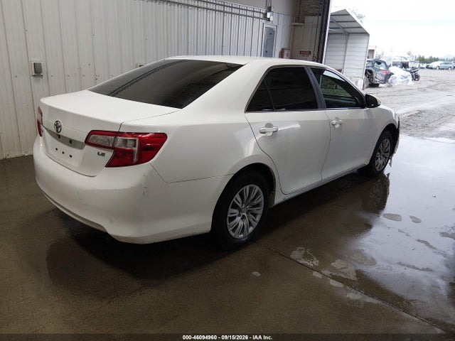 46094960 :رقم المزاد ، 4T1BF1FKXEU386024 vin ، 2014 Toyota Camry Le مزاد بيع