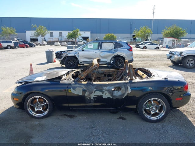 Продаж на аукціоні авто 2003 Mazda Mx-5 Miata Cloth/ls/se/shinsen, vin: JM1NB353X30301285, номер лоту: 46094978