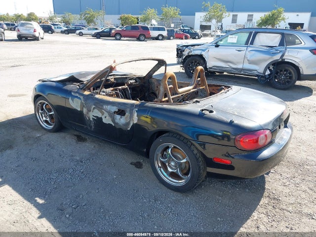 Продаж на аукціоні авто 2003 Mazda Mx-5 Miata Cloth/ls/se/shinsen, vin: JM1NB353X30301285, номер лоту: 46094978