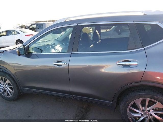 5N1AT2MT6FC789155 Nissan Rogue Sl