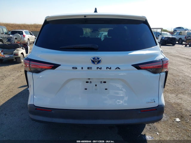 Toyota SIENNA LE 2022 5TDKRKEC3NS098166 Image 16