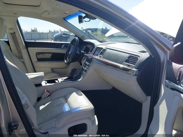Продажа на аукционе авто 2011 Lincoln Mks, vin: 1LNHL9DR0BG611773, номер лота: 46095064