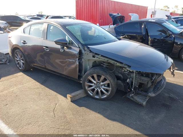 46095111 :رقم المزاد ، 3MZBPACL7LM124670 vin ، 2020 Mazda Mazda3 Select Package مزاد بيع