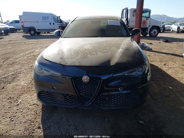Продаж на аукціоні авто 2018 Alfa Romeo Giulia Ti Sport Awd, vin: ZARFAEEN6J7596125, номер лоту: 46095151