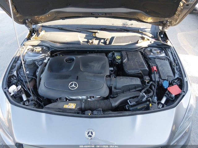 2018 Mercedes-benz Cla 250 მანქანა იყიდება აუქციონზე, vin: WDDSJ4EB8JN555747, აუქციონის ნომერი: 46095166