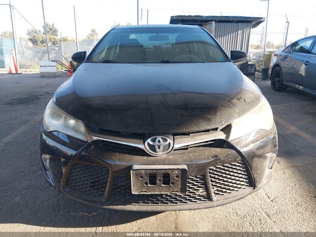 4T1BF1FK9GU242015 Toyota CAMRY SE