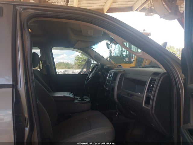 2013 Ram 2500 Tradesman მანქანა იყიდება აუქციონზე, vin: 3C6TR5CTXDG608008, აუქციონის ნომერი: 46095195