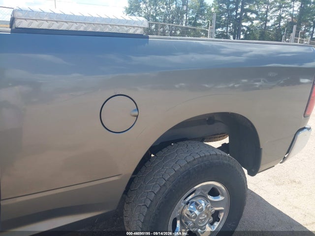 2013 Ram 2500 Tradesman მანქანა იყიდება აუქციონზე, vin: 3C6TR5CTXDG608008, აუქციონის ნომერი: 46095195