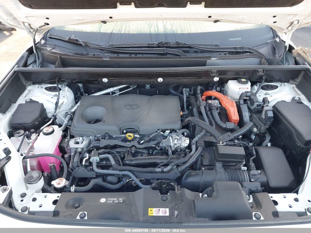 46095198 :رقم المزاد ، JTMB6RFV7ND533106 vin ، 2022 Toyota Rav4 Hybrid Xle Premium مزاد بيع