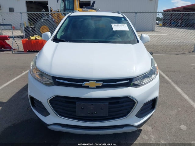 3GNCJLSB0HL223638 Chevrolet Trax Lt