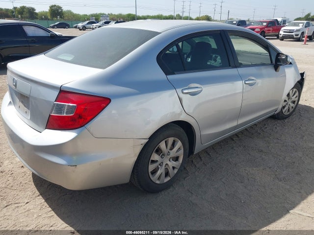46095211 :رقم المزاد ، 19XFB2F56CE305341 vin ، 2012 Honda Civic Lx مزاد بيع