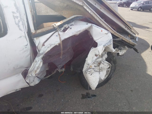 46095234 :رقم المزاد ، 5TEUU42N86Z286324 vin ، 2006 Toyota Tacoma Base V6 مزاد بيع