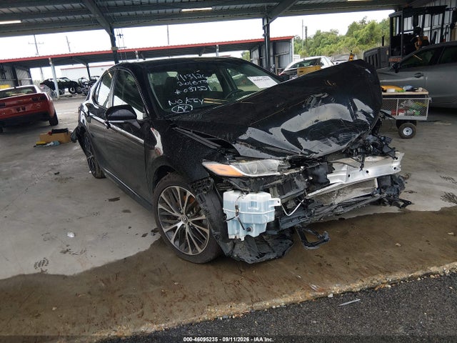 46095235 :رقم المزاد ، JTNB11HK4J3037551 vin ، 2018 Toyota Camry Se مزاد بيع