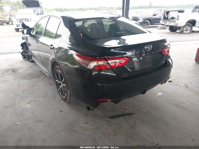 46095235 :رقم المزاد ، JTNB11HK4J3037551 vin ، 2018 Toyota Camry Se مزاد بيع