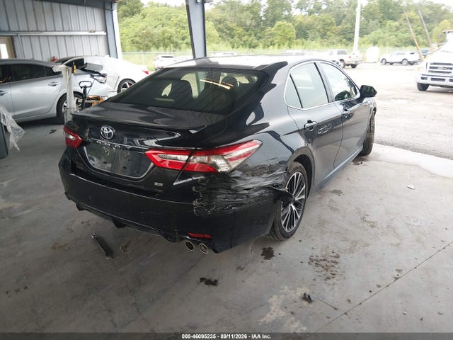 46095235 :رقم المزاد ، JTNB11HK4J3037551 vin ، 2018 Toyota Camry Se مزاد بيع