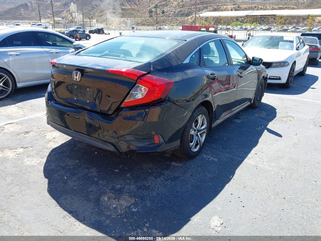 Honda Civic Lx 2018 2HGFC2F55JH508611 Image 4