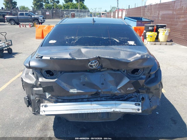 4T1B11HK3KU790662 Toyota CAMRY SE