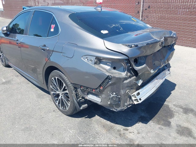4T1B11HK3KU790662 Toyota CAMRY SE