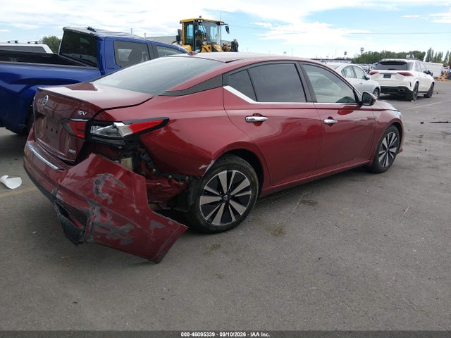 Продаж на аукціоні авто 2021 Nissan Altima Sv Intelligent Awd, vin: 1N4BL4DW3MN360707, номер лоту: 46095339