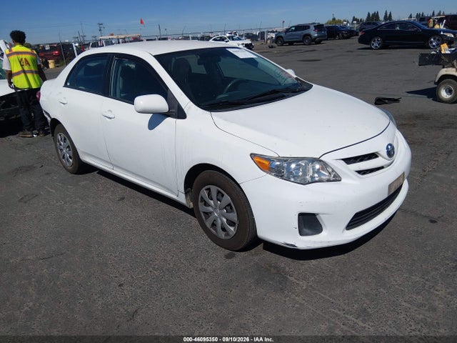 46095350 :رقم المزاد ، 2T1BU4EE1BC631258 vin ، 2011 Toyota Corolla Le مزاد بيع