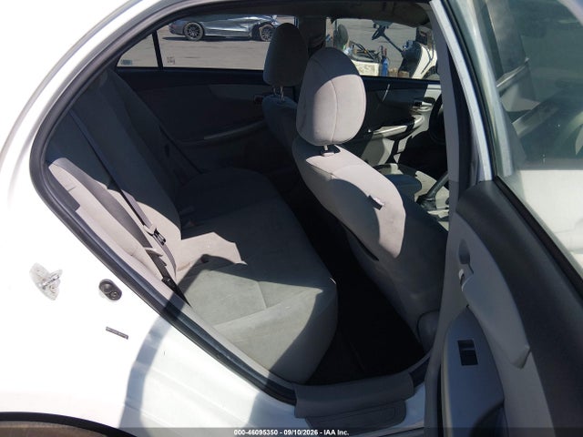 46095350 :رقم المزاد ، 2T1BU4EE1BC631258 vin ، 2011 Toyota Corolla Le مزاد بيع