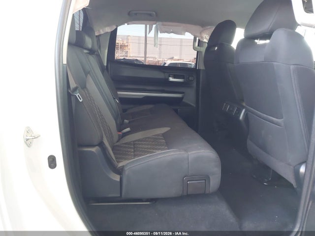 2018 Toyota Tundra Sr5 5.7l V8 მანქანა იყიდება აუქციონზე, vin: 5TFEY5F16JX235796, აუქციონის ნომერი: 46095351