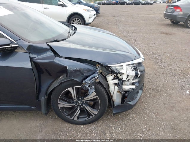 Honda Civic Touring 2017 2HGFC1F96HH637643 Image 6
