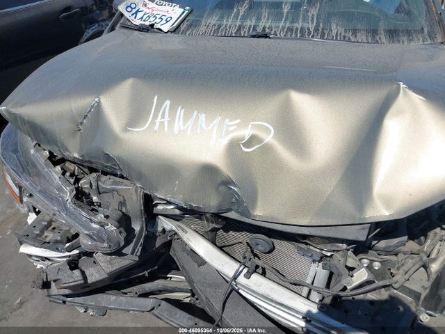 Продажа на аукционе авто 2019 Toyota Corolla Se, vin: JTNK4RBE1K3034634, номер лота: 46095364